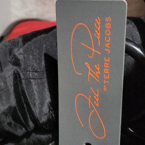 Designer tank top by Terre Jacobs - Picture 3 of 3